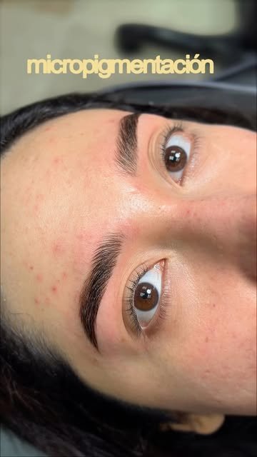 Micropigmentación de cejas